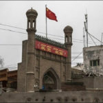 ‌চীনের সকল মসজিদে জাতীয় পতাকা টাঙিয়ে রাখা বাধ্যতামূলক